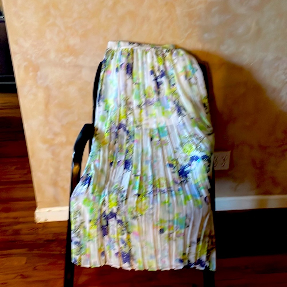 BCBG multicolor skirt